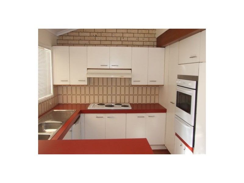 Unit 2 38 Lani Street, Wishart QLD 4122