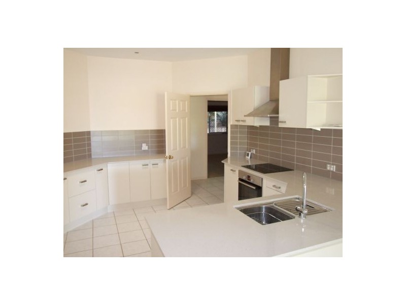 37 Anise Street, Wishart QLD 4122