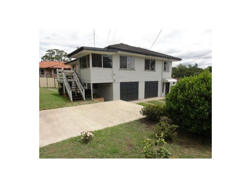 32 Luprena Street, Mansfield QLD 4122