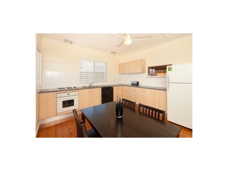 5 Wanda Road, Upper Mount Gravatt QLD 4122