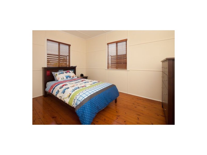 5 Wanda Road, Upper Mount Gravatt QLD 4122