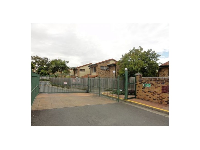 28 10 Adrian Place, Wishart QLD 4122