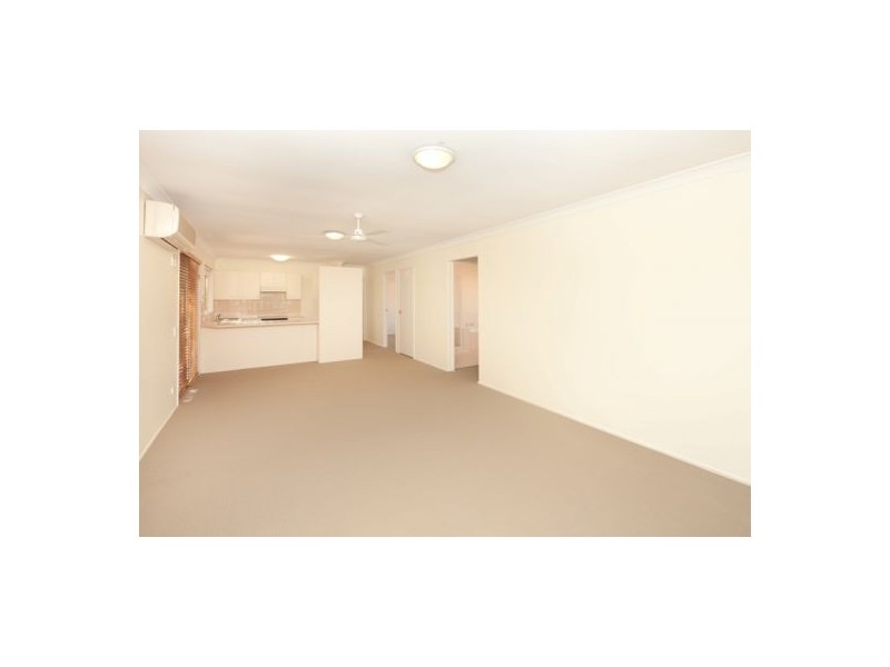 Unit 24 30 Lindeman Place, Eight Mile Plains QLD 4113