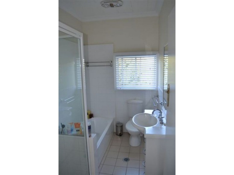 69  Beryl Crest, Holland Park QLD 4121