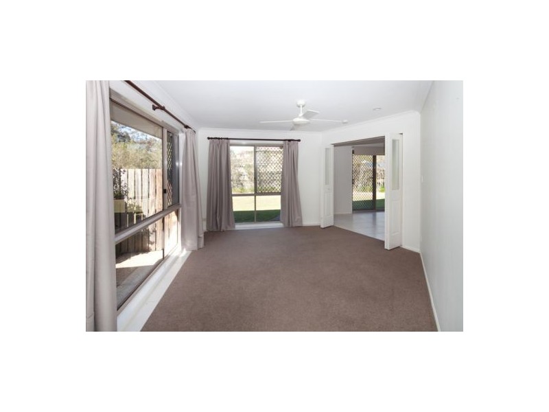 45 Banika Street, Mansfield QLD 4122