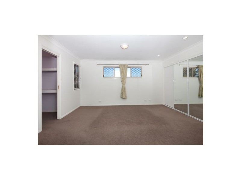 45 Banika Street, Mansfield QLD 4122