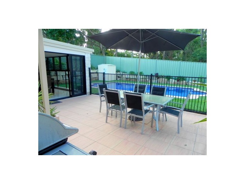 24 Avenell Street, Wishart QLD 4122