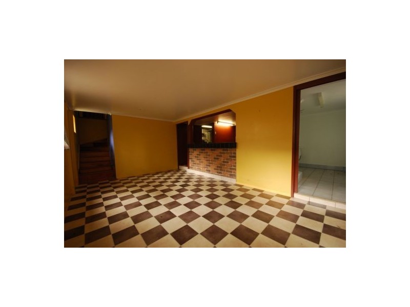 17 Luprena Street, Mansfield QLD 4122