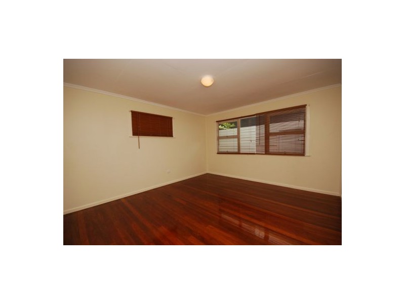 91 Wanda Road, Upper Mount Gravatt QLD 4122