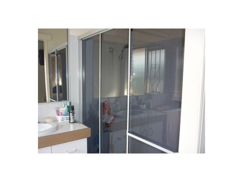 16 Boorala Crescent, Eight Mile Plains QLD 4113