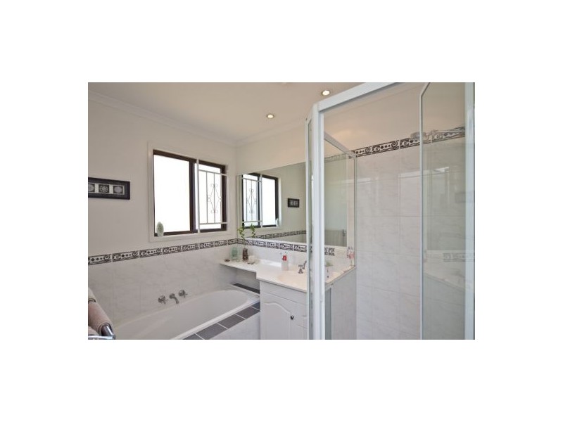 7 Nardie Street, Eight Mile Plains QLD 4113