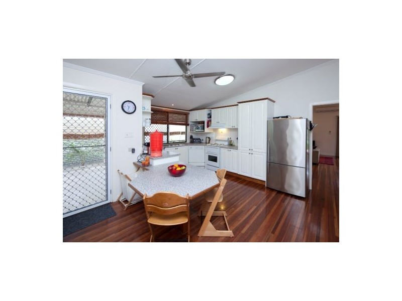 100 Wanda Road, Upper Mount Gravatt QLD 4122