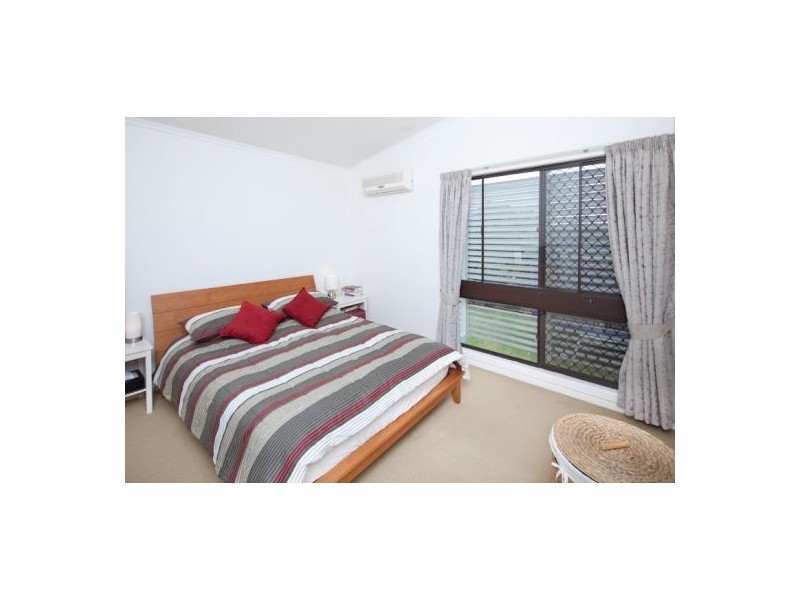 100 Wanda Road, Upper Mount Gravatt QLD 4122