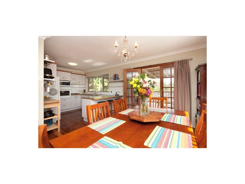 88 Mingera St, Mansfield QLD 4122