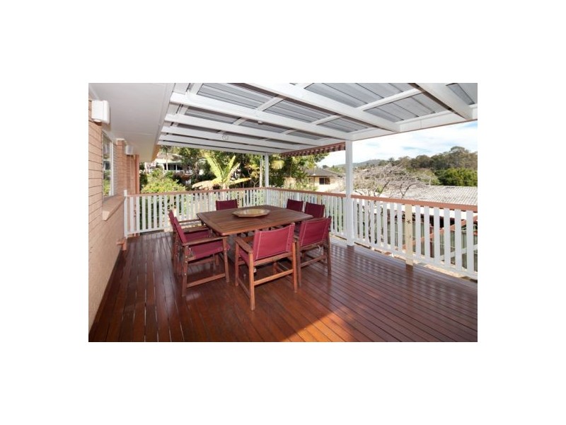 88 Mingera St, Mansfield QLD 4122