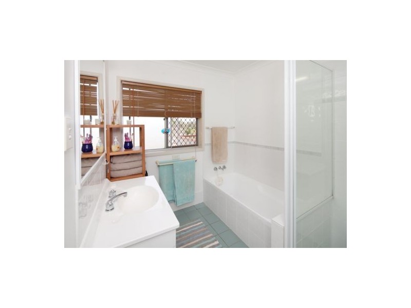 88 Mingera St, Mansfield QLD 4122