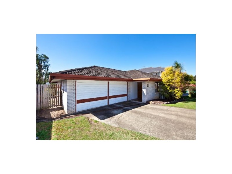 12 Nubara Street, Mansfield QLD 4122