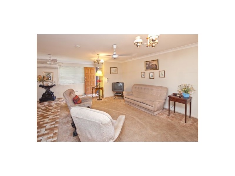 12 Nubara Street, Mansfield QLD 4122