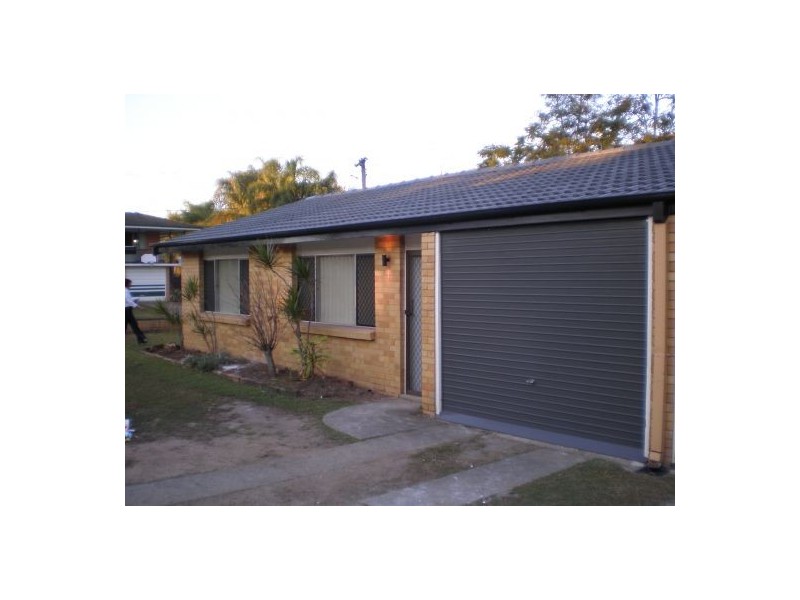 1 9 Grout Street, Macgregor QLD 4109