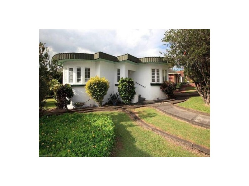 48 Broadwater Rd, Mount Gravatt East QLD 4122
