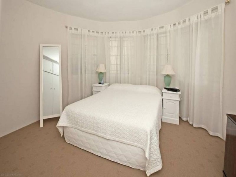 48 Broadwater Rd, Mount Gravatt East QLD 4122