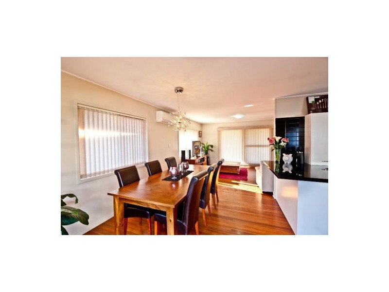 44 Valentia Street, Mansfield QLD 4122