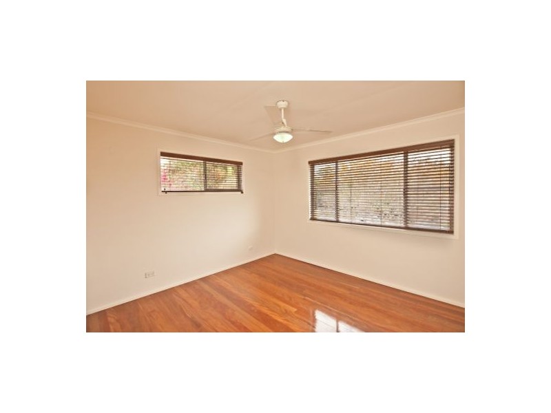 245 Wecker Road, Mansfield QLD 4122