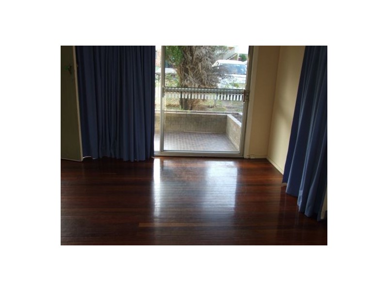 15 Amega Street, Mount Gravatt East QLD 4122