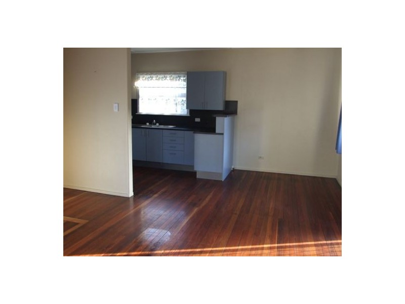 15 Amega Street, Mount Gravatt East QLD 4122