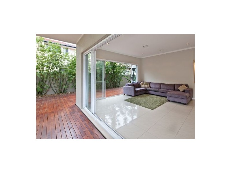 76 Craig Street, Wishart QLD 4122