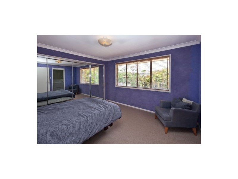 10 Magenta Place, Wishart QLD 4122