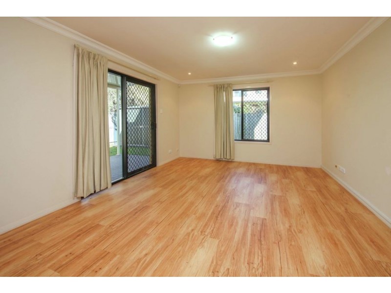 1 Vaucluse Place, Mansfield QLD 4122