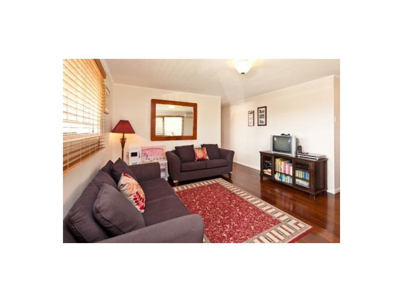 12 Atrina Street, Mansfield QLD 4122