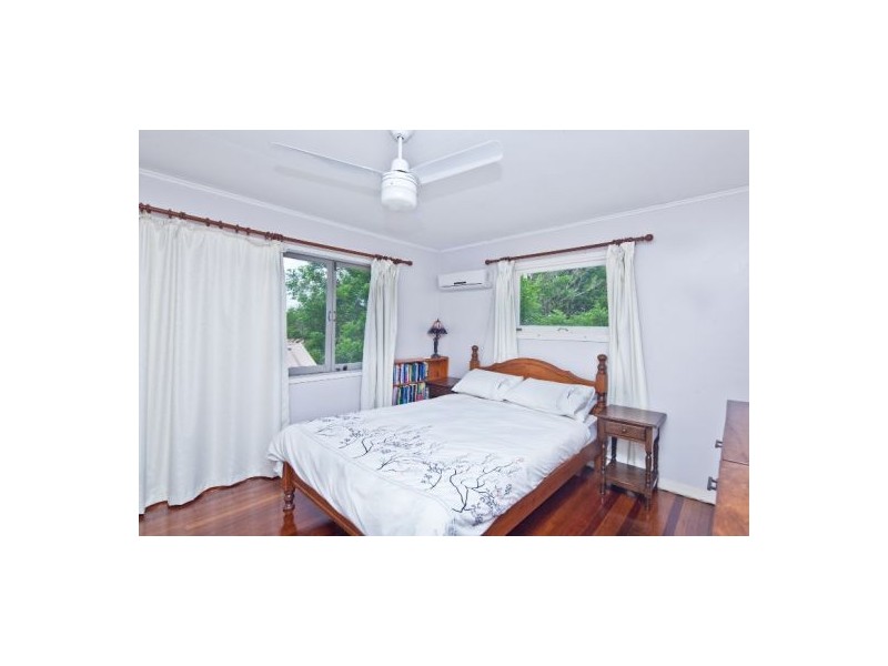 12 Atrina Street, Mansfield QLD 4122