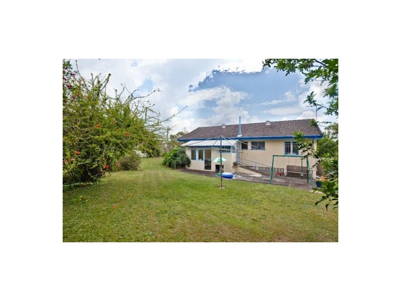 12 Atrina Street, Mansfield QLD 4122