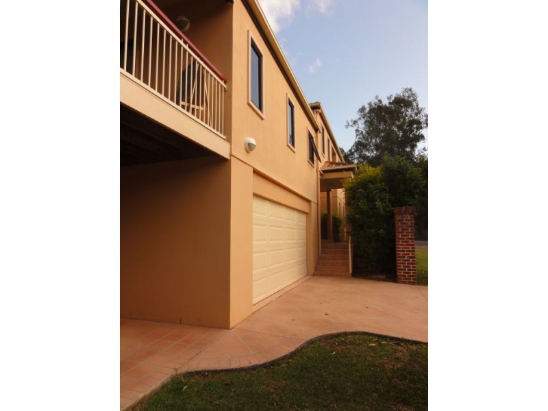 1 Estate Place, Holland Park West QLD 4121