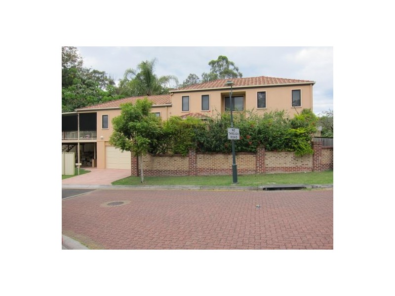 1 Estate Place, Holland Park West QLD 4121