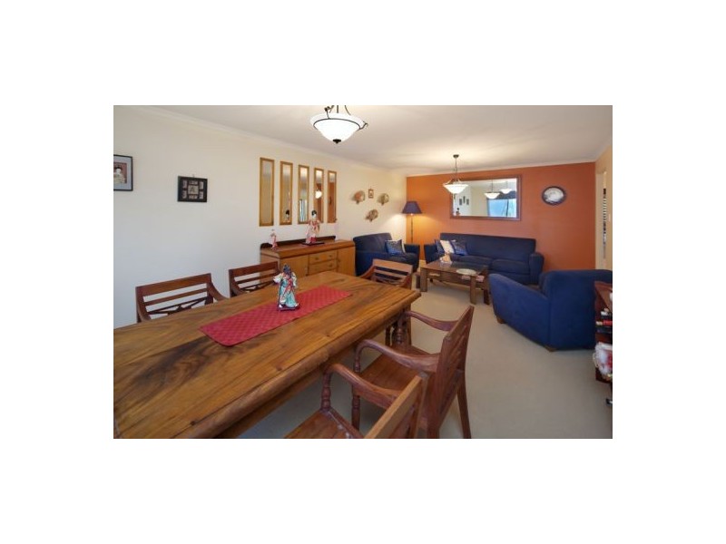 64 Eastwood Drive, Mansfield QLD 4122