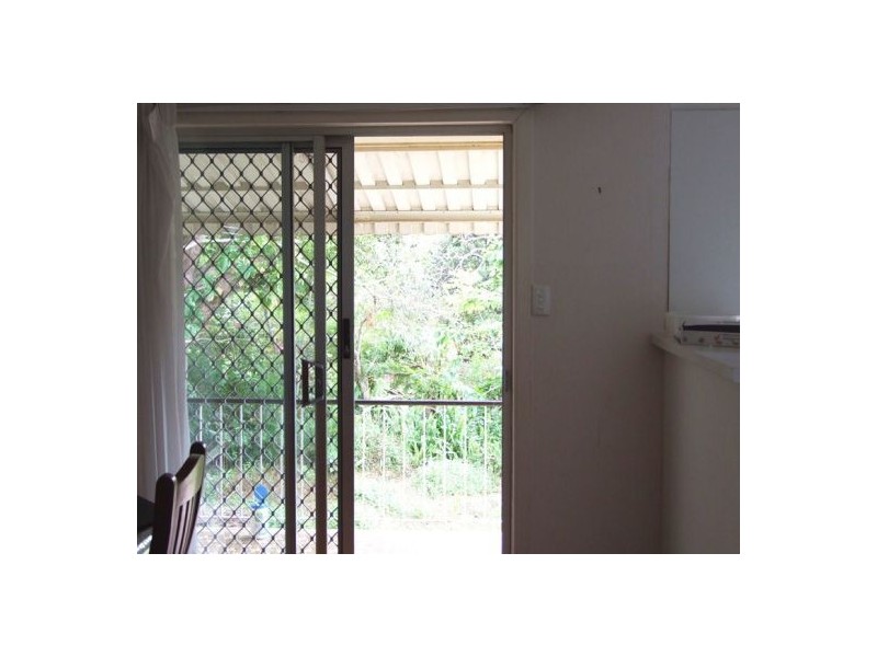 2 Fernshaw Street, Macgregor QLD 4109