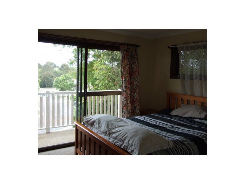 14 Michelle Crescent, Wishart QLD 4122