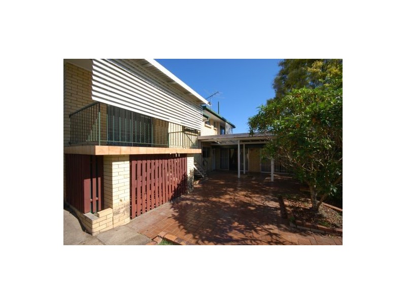 9 Amsterdam Street, Wishart QLD 4122