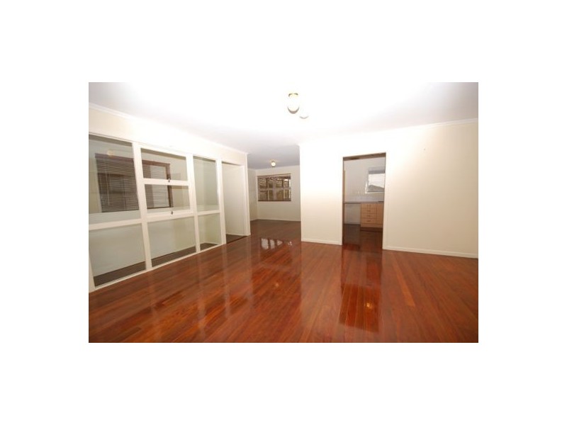 91 Wanda Road, Upper Mount Gravatt QLD 4122