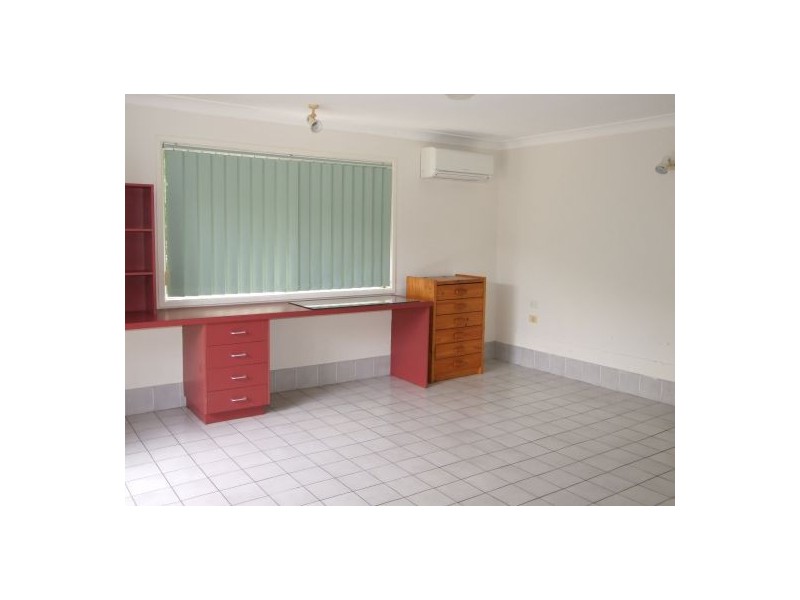 35 Benaud Street, Macgregor QLD 4109