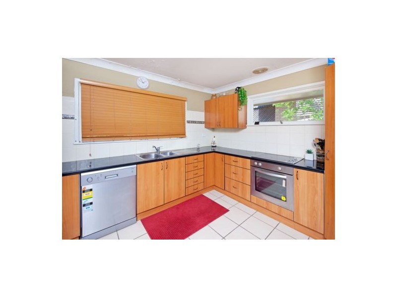 218 Broadwater Road, Mansfield QLD 4122