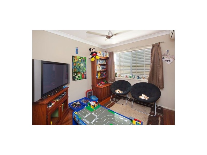 5 Malmrose Street, Wishart QLD 4122