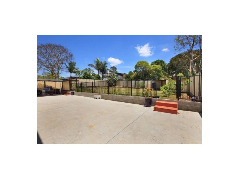 23 Ham Road, Mansfield QLD 4122