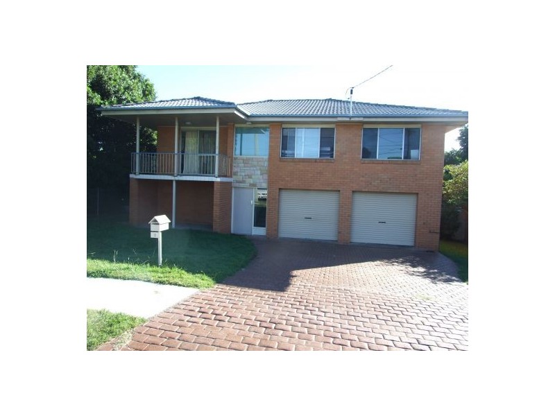 2 Elmfield Street, Wishart QLD 4122