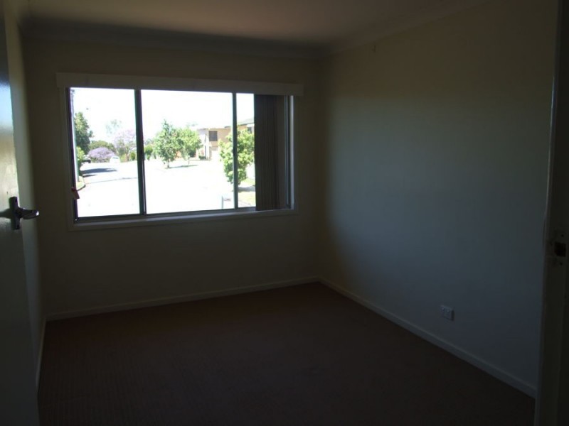 2 Elmfield Street, Wishart QLD 4122