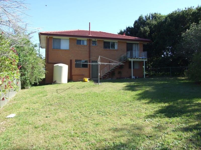 2 Elmfield Street, Wishart QLD 4122