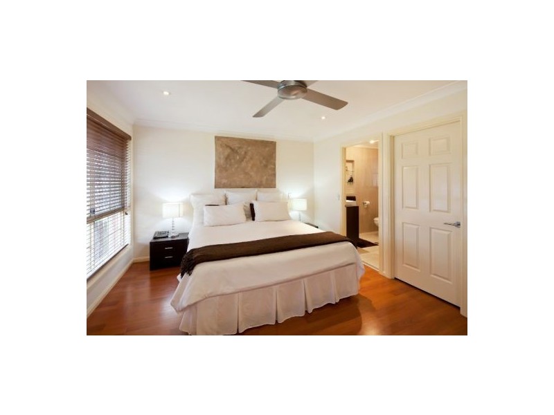 23 Maroo Street, Eight Mile Plains QLD 4113